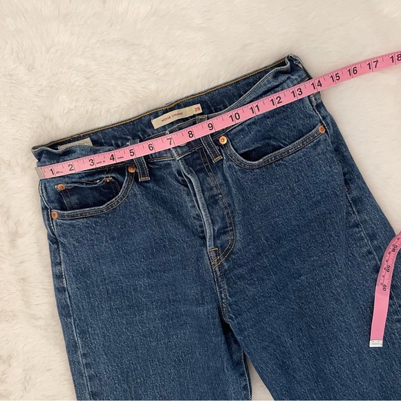 Levi’s Wedgie Straight Cropped Jeans - Picture 10 of 13